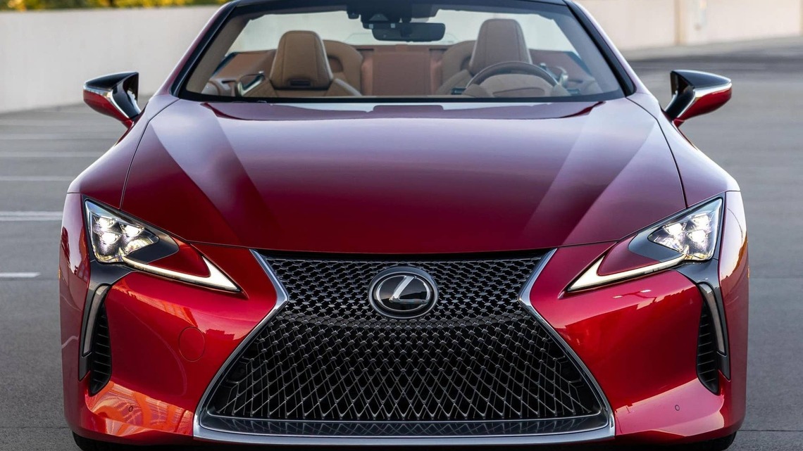 We Compared an Audi R8 Spyder and a Lexus LC 500 Convertible for Sale. Both Auctions End Tonight 