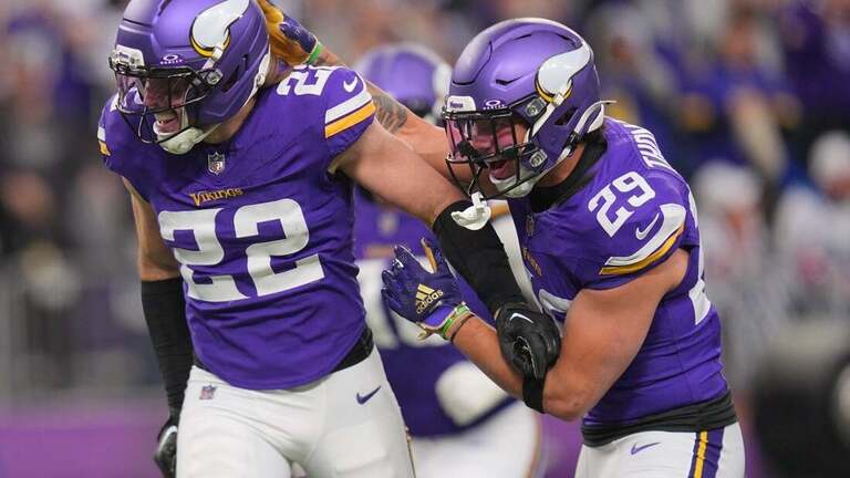Unbeaten Vikings face high-powered Lions in NFC North showdown 
