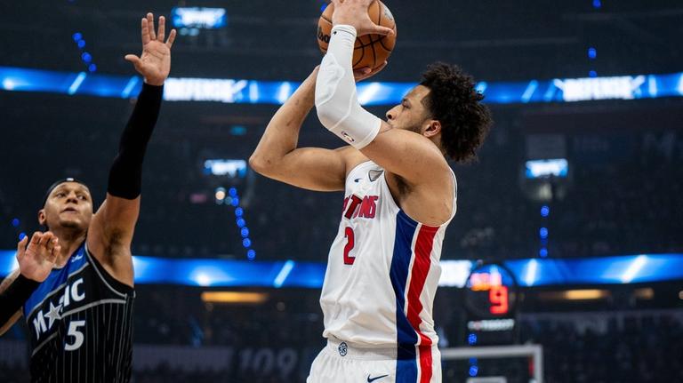 Pistons escape 24-point hole vs. Magic, head home for Game 7 