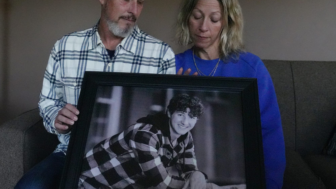 'He loved to the end.' Family remembers man who died of rare cancer 