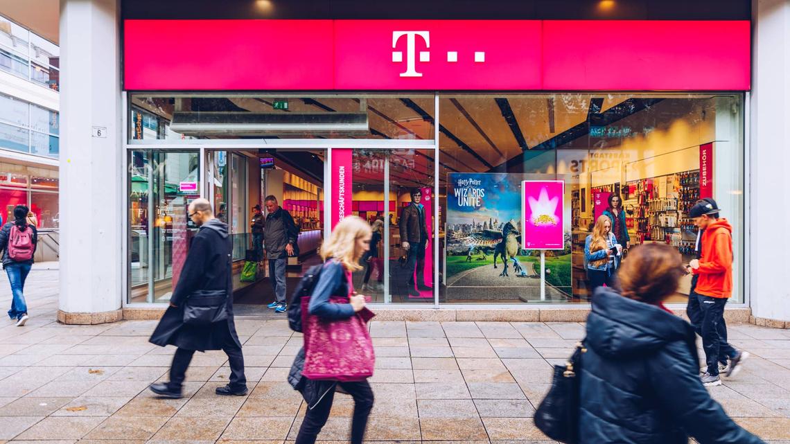 T-Mobile allows Costco members to obtain perks online 
