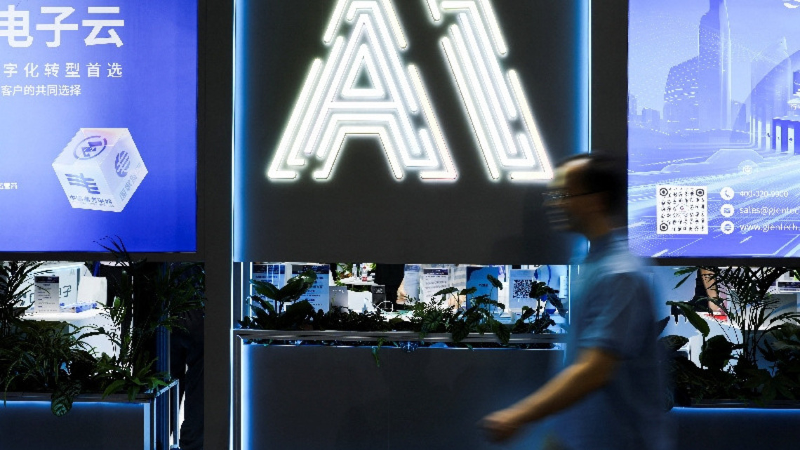 Analysis-Investors nervous about AI spending slowdown after industry warnings 