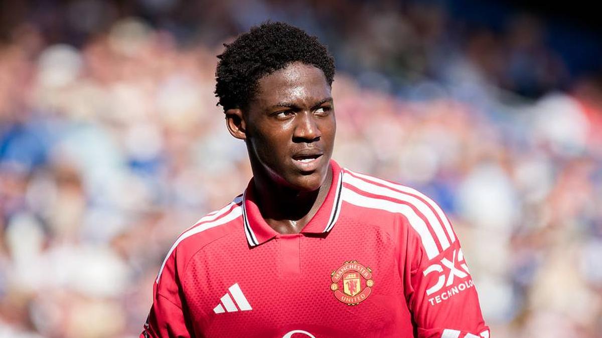  Kobbie Mainoo will hope for a hot start to the season. | Pedro Porru/MB Media/Getty Images 