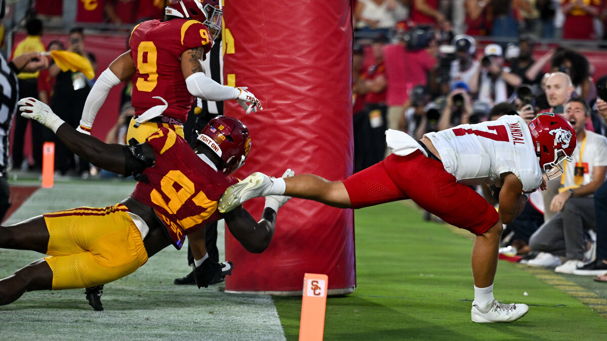 Has USC football's new era of defense finally arrived?
