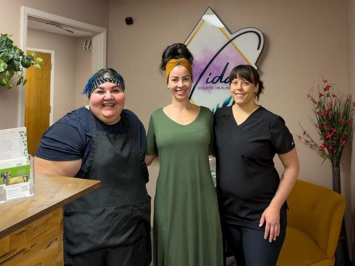  Alysse Rust and Vida Holistic bring a calm wellness layer to a Yuma getaway. Photo credit: Julie Diebolt Price 
