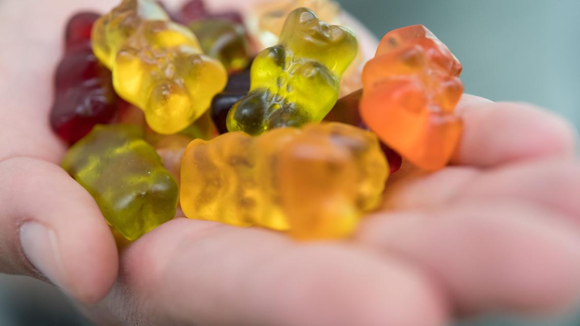 Junk food rewires kids' brains, leading to lifelong unhealthy eating