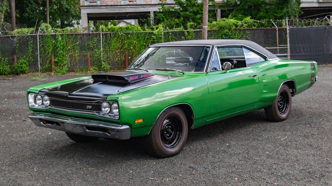 1969 Dodge Super Bee A12 440 Six Pack Hardtop For Sale With 18,800 Miles Shown 