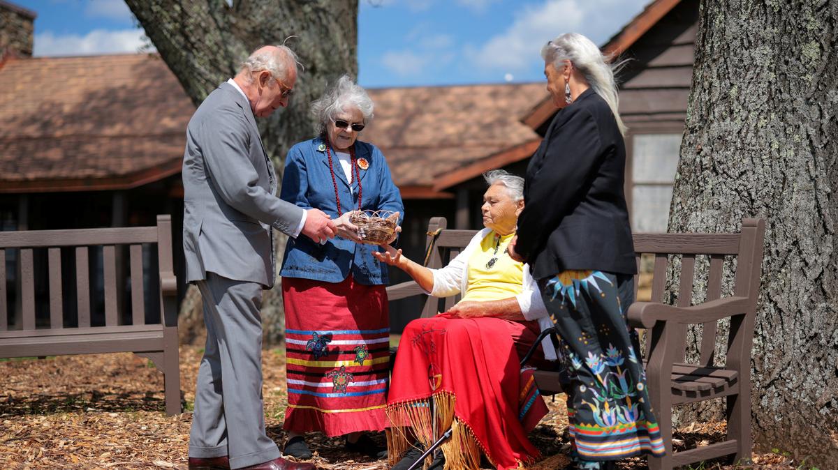 King Charles speaks with members of the Monacan Indian Nation during a visit at Dickey Ridge Visitor Center at Shenandoah National Park on the final day of the state visit of King Charles and Queen Camilla, in Front Royal, Virginia, U.S., April 30, 2026. Chip Somodevilla/Pool via REUTERS