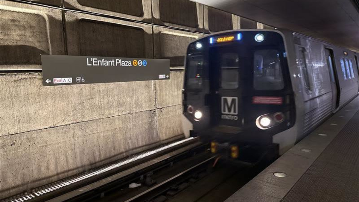 Why not everyone is happy with DC Metro's new signs in stations