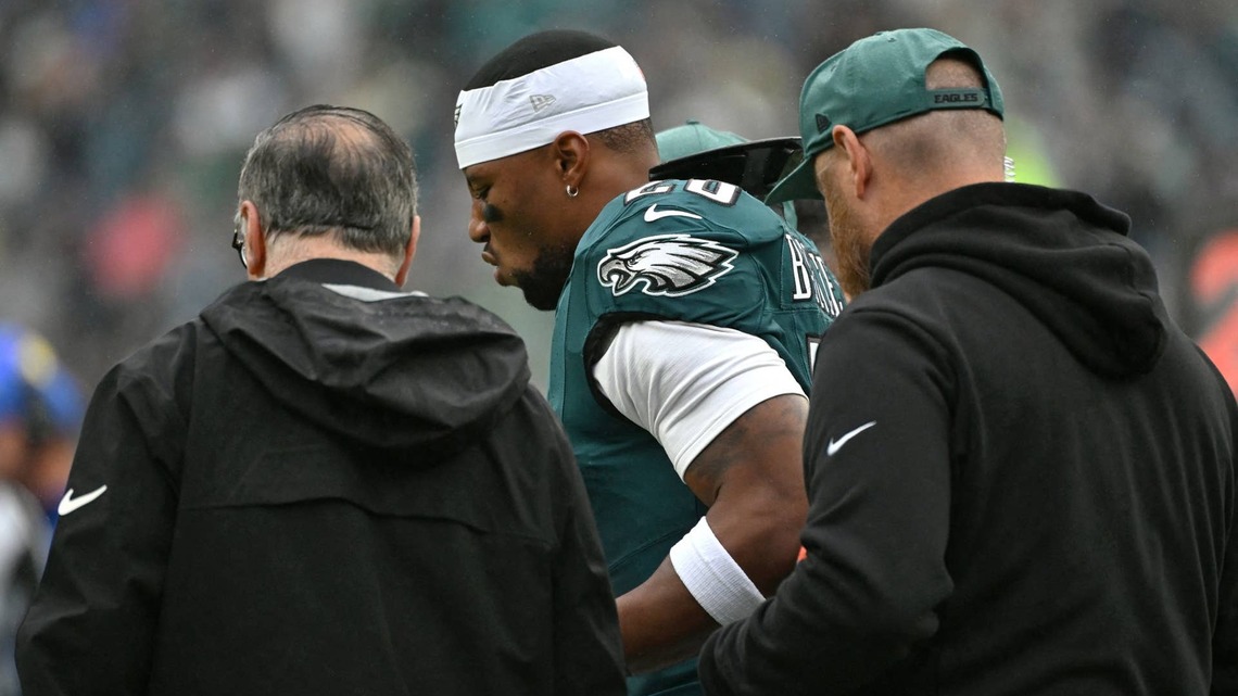 Eagles Can't Lean on Their 2024 Formula With Run Game in Shambles