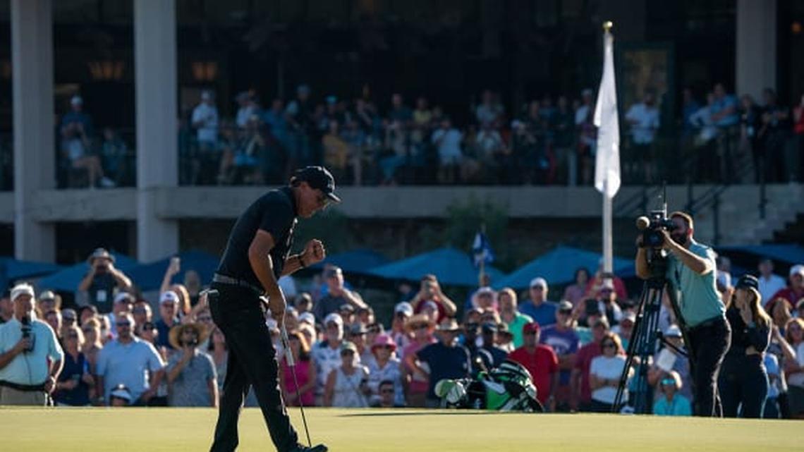 Phil Mickelson Just Capped Quite an Amazing Season