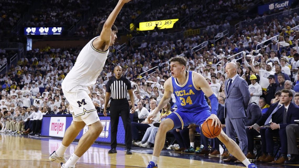 No. 2 Michigan blows out UCLA in second half 