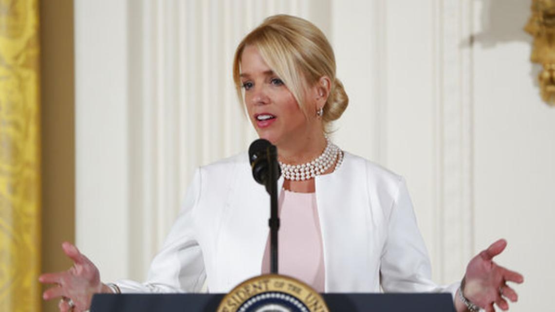 Donald Trump, Pam Bondi