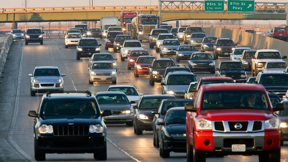 Live Kansas City traffic updates: Accidents, road closures, delays on KC-area highways 