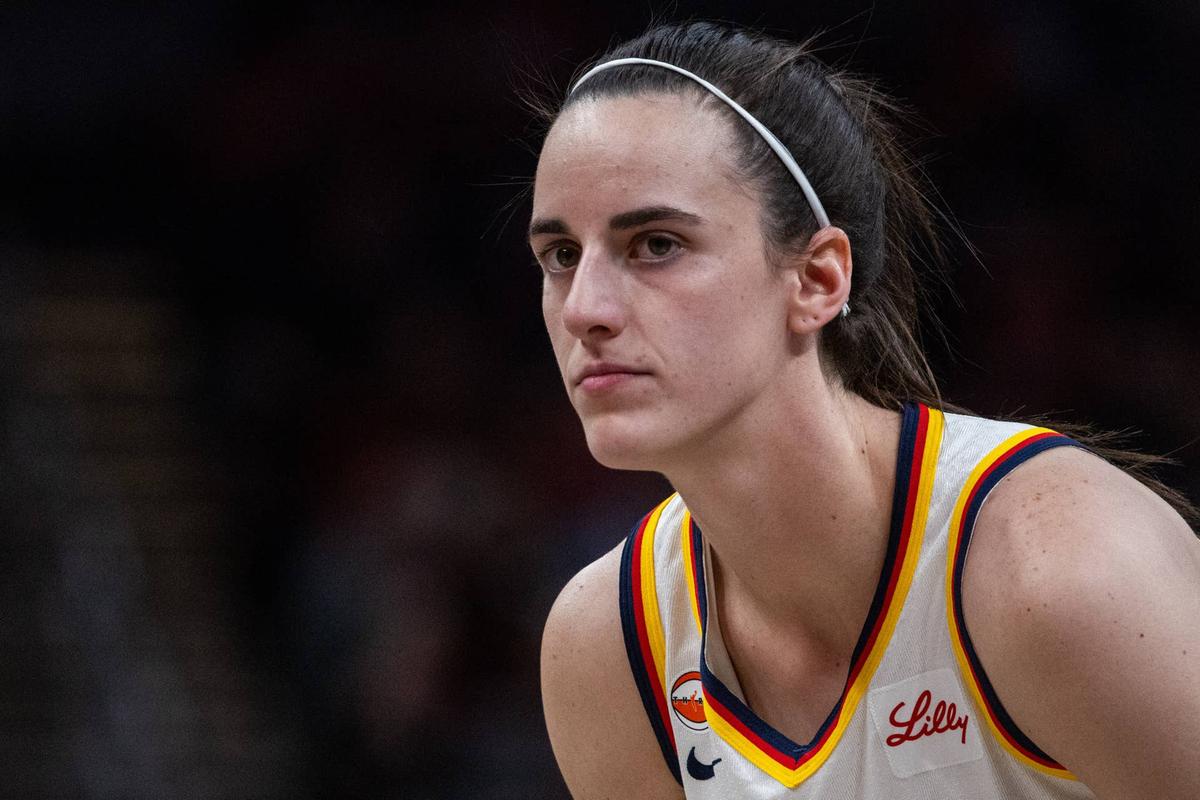  Indiana Fever guard Caitlin Clark (22) before the game against the Dallas Wings. Trevor Ruszkowski-Imagn Images