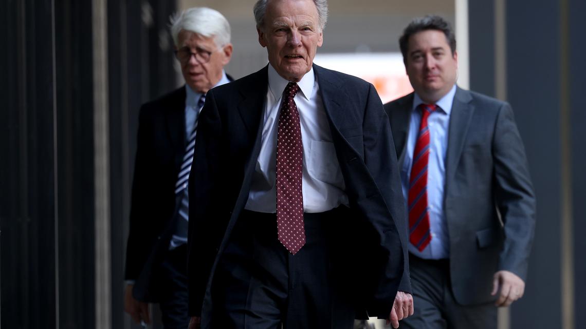 Editorial: Citizen Mike Madigan at your service, President Trump. And should you be thinking about a pardon … 