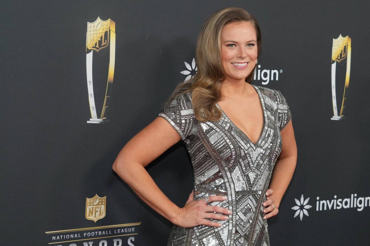  Feb 6, 2025; New Orleans, LA, USA; Jamie Erdahl on the red carpet before Super Bowl LIX NFL Honors at Saenger Theatre. Mandatory Credit: Kirby Lee-Imagn Images 