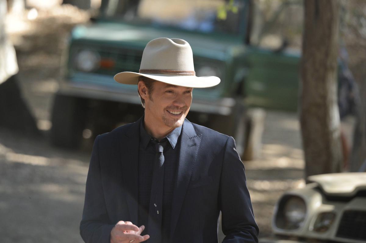 JUSTIFIED, Timothy Olyphant in ‘Cash Game’ (Season 6, Episode 2, aired January 27, 2015).Michael Becker/©FX/courtesy Everett Collection
