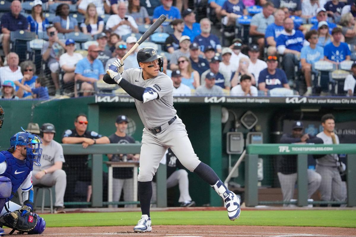  New York Yankees right fielder Aaron Judge (99) Denny Medley-Imagn Images