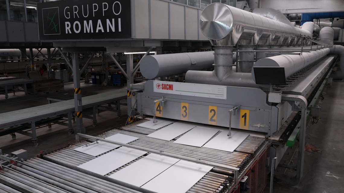 Italy industrial output plunges unexpectedly in June