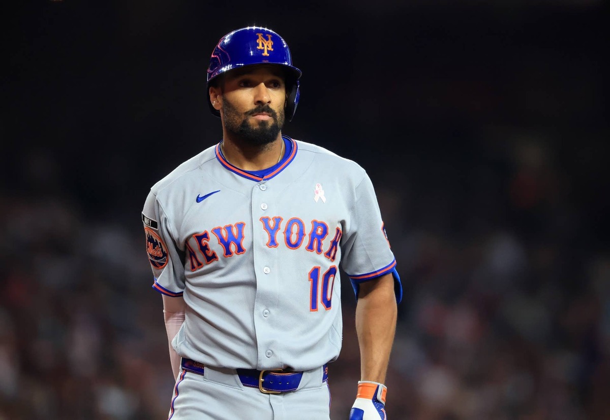  New York Mets second baseman Marcus Semien (10) Mark J. Rebilas-Imagn Images