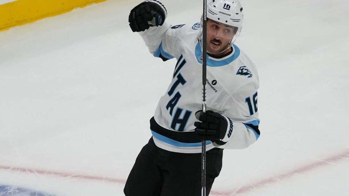 Lightning, Mammoth enjoying strong starts to season   