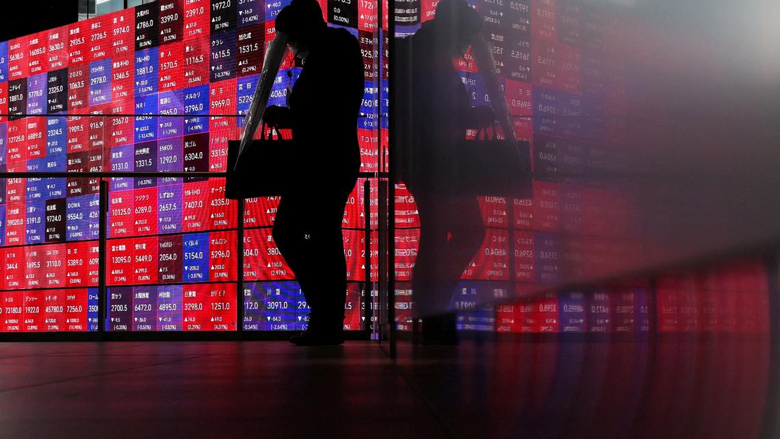 Japan banks battle to secure deposits as savers chase market highs 