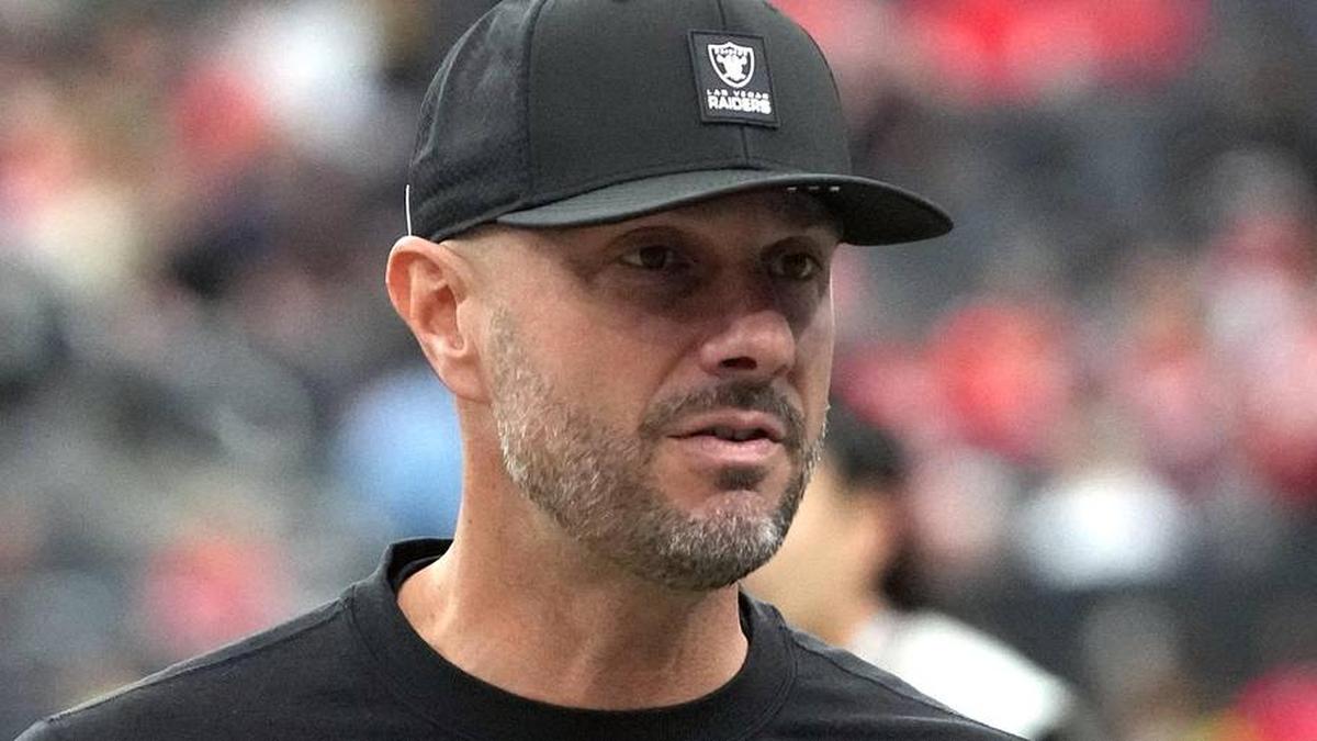  Jan 4, 2026; Paradise, Nevada, USA; Las Vegas Raiders general manager John Spytek reacts during the game against the Kansas City Chiefs at Allegiant Stadium. Mandatory Credit: Kirby Lee-Imagn Images | Kirby Lee-Imagn Images 