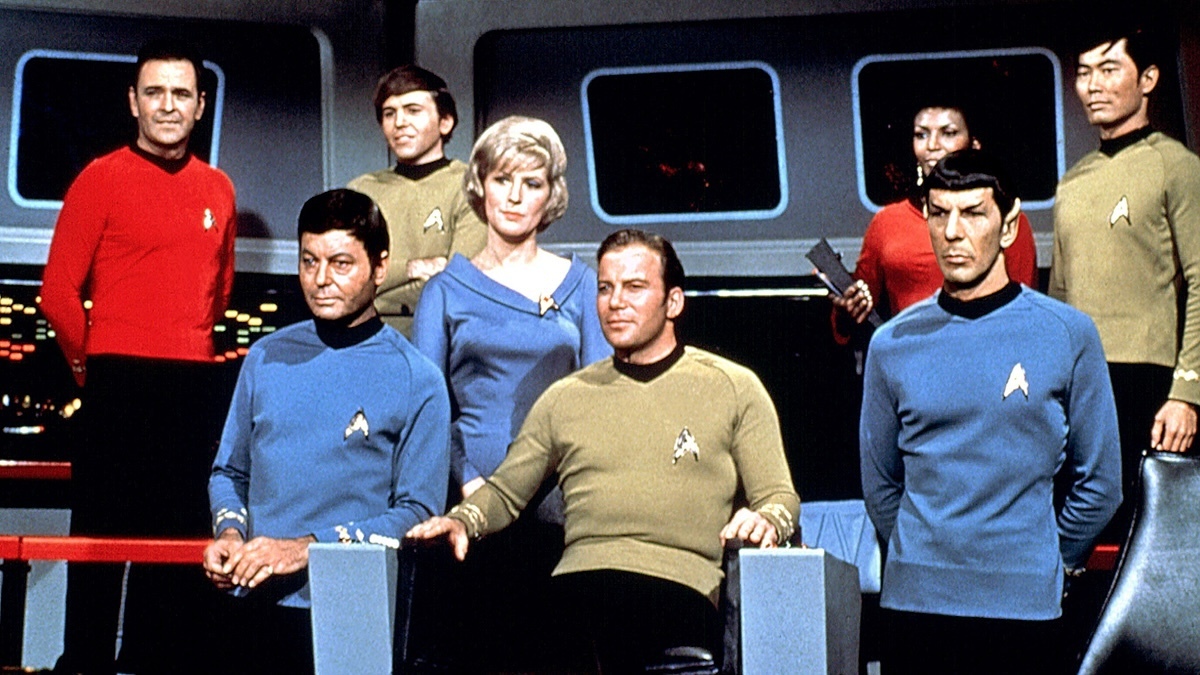 STAR TREK, James Doohan, DeForest Kelley, Walter Koenig, Majel Barrett, William Shatner, Nichelle Nichols, Leonard Nimoy, George Takei, 1966-1969Courtesy the Everett Collection