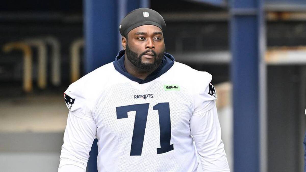  Jun 9, 2025; Foxborough, MA, USA; New England Patriots offensive tackle Mike Onwenu (71) walks to the practice fields at Gillette Stadium. Mandatory Credit: Eric Canha-Imagn Images | IMAGN IMAGES via Reuters Connect 