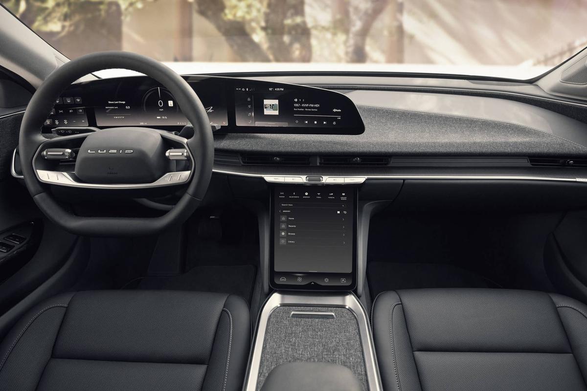  Lucid Air Pure