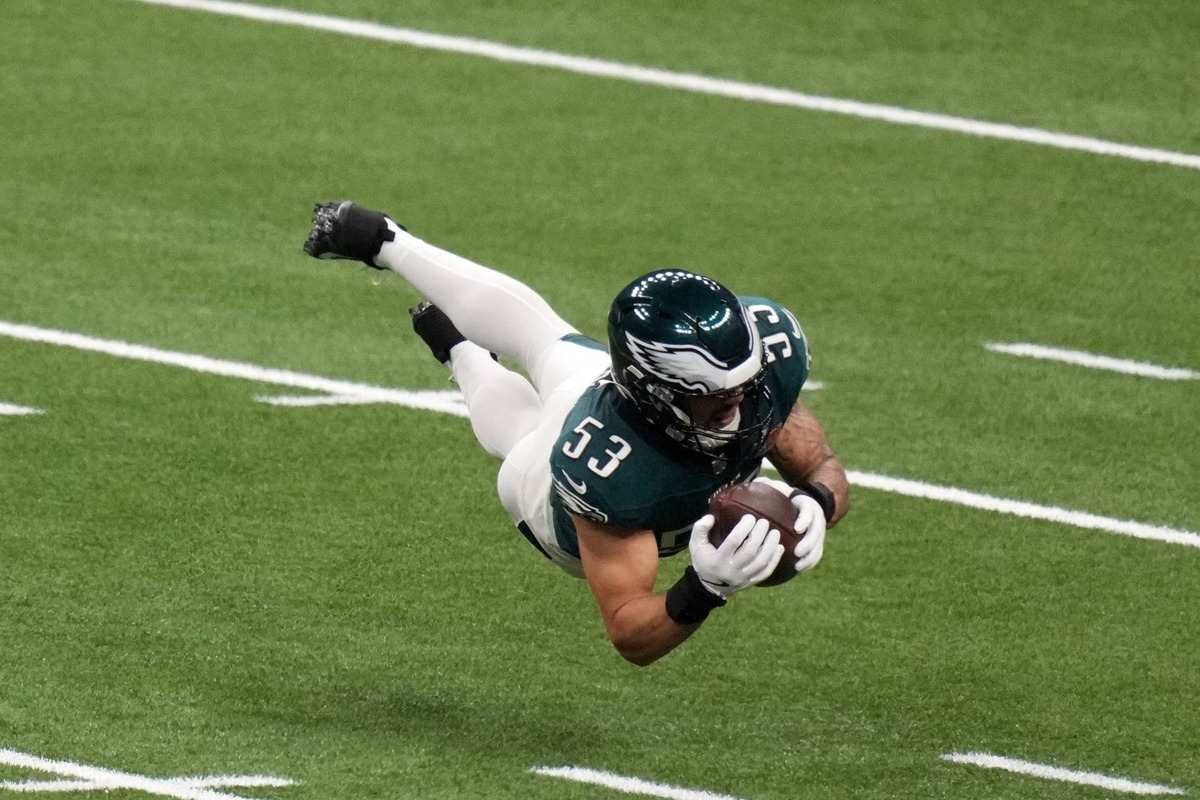  Philadelphia Eagles linebacker Zack Baun makes an interception against Kansas City Chiefs quarterback Patrick Mahomes in Super Bowl LIX. (Credit: Kirby Lee-Imagn Images) © Kirby Lee-Imagn Images 