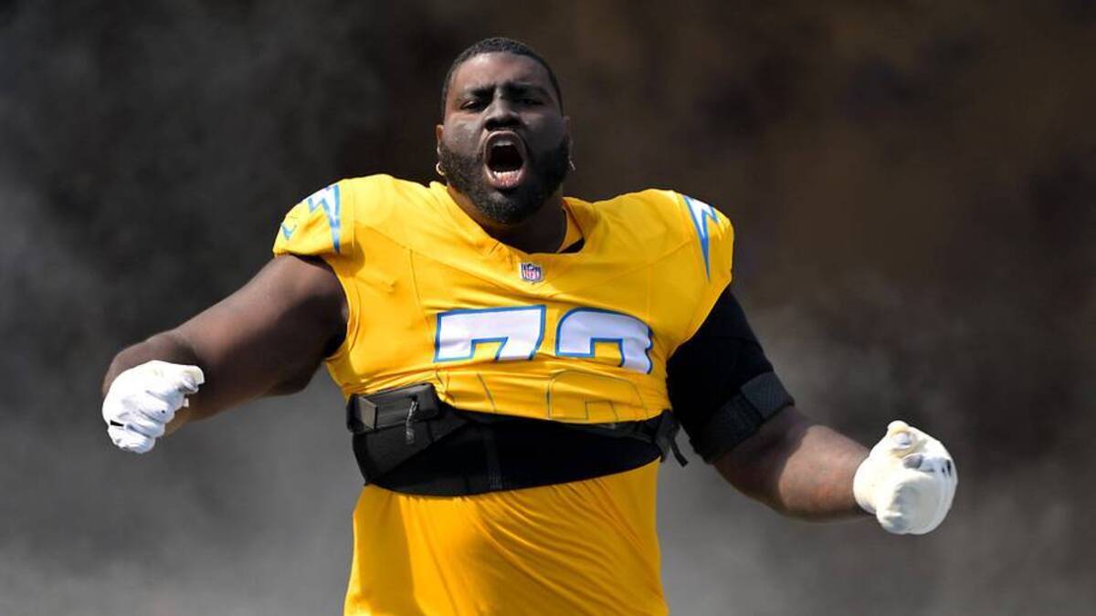  Mekhi Becton spent this past season with the Chargers after winning Super Bowl LIX with the Eagles. | Jayne Kamin-Oncea-Imagn Images 
