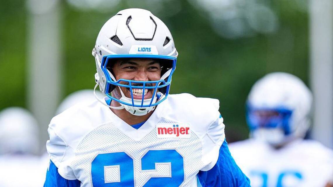 Detroit Lions Place Free Agent Defensive End On Injured Reserve List