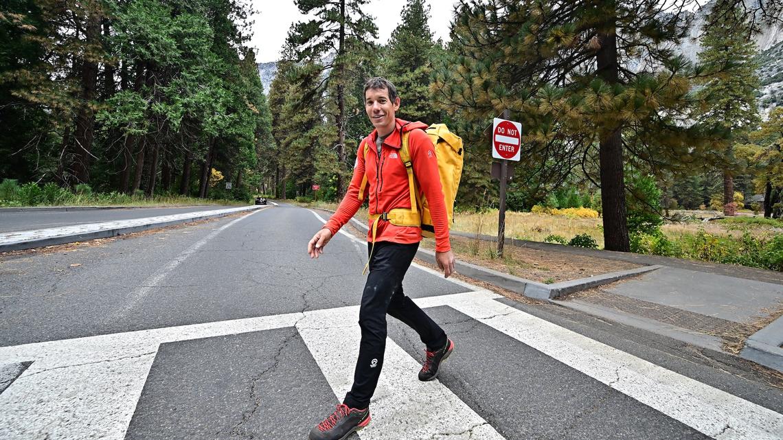 Alex Honnold on How He Poops During Climbs: ‘When It Happens, It Happens' 