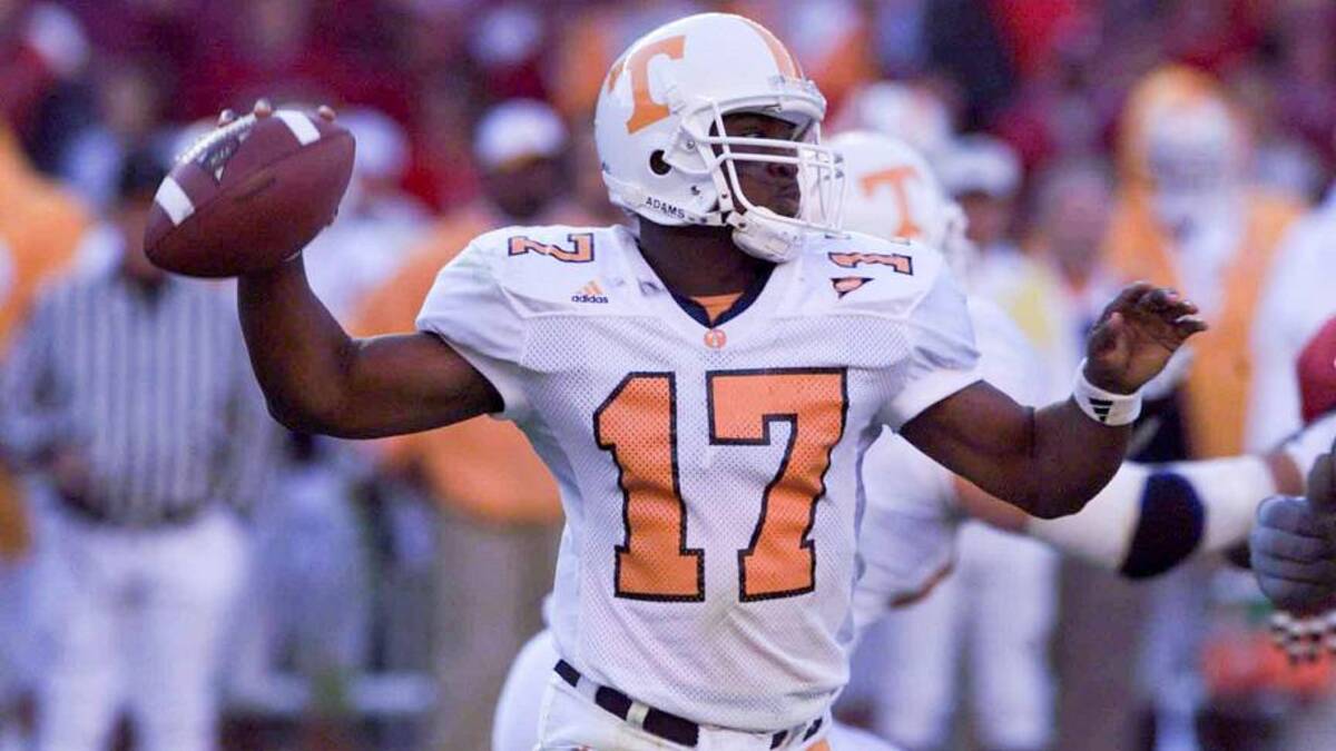  Tennessee quarterback Tee Martin in action against Alabama on Oct. 23, 1999, in Tuscaloosa, Ala. The Vols won 21-7. | Michael Patrick, Michael Patrick/News Sentinel via Imagn Content Services, LLC 