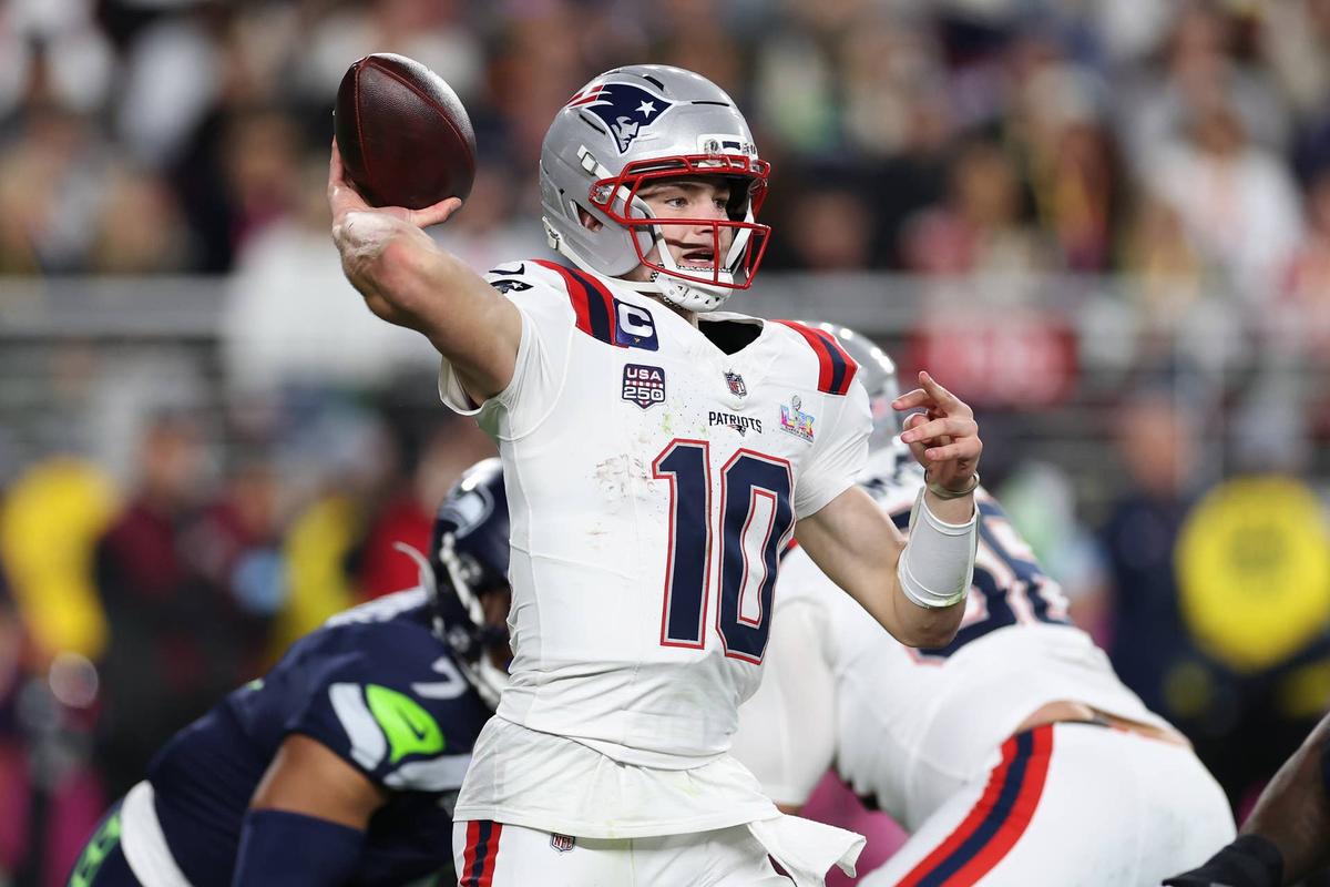  NFL MVP-runner-up QB Drake Maye has another deep threat to throw to with the Patriots' acquisition of WR A.J. Brown. 