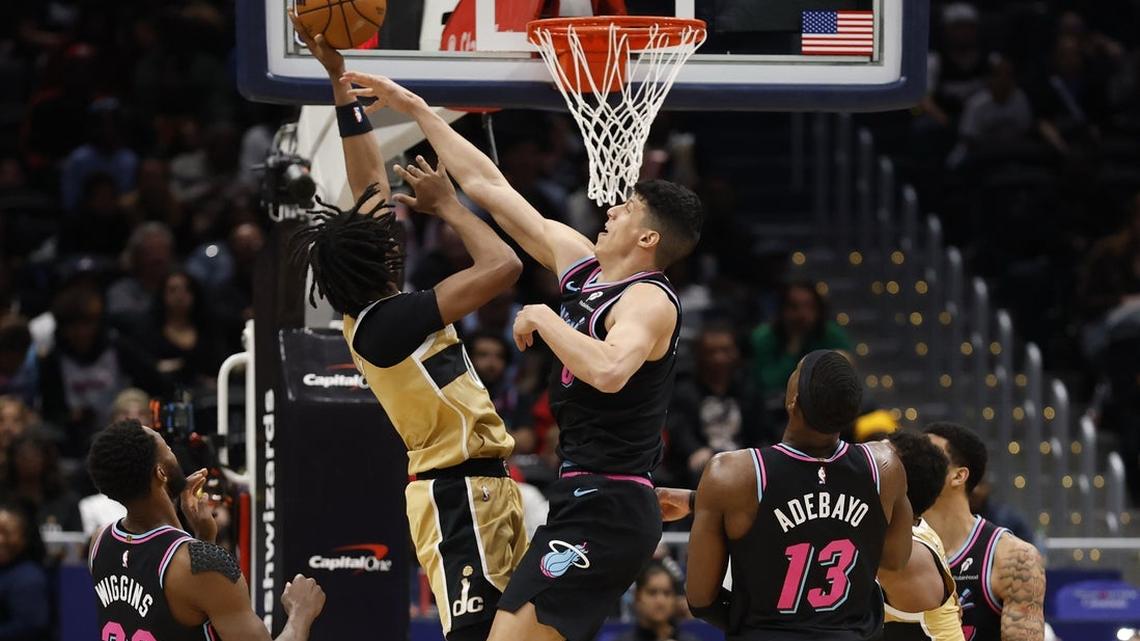 Heat cruise to season sweep of Wizards, who lose 9th straight 
