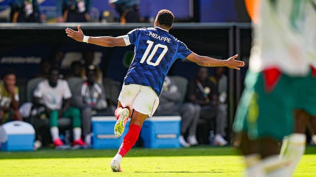  Kylian Mbappé started the World Cup in record-breaking fashion. | Erick W. Rasco/Sports Illustrated 