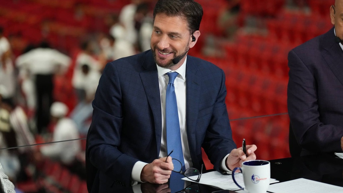 Mike Greenberg Getting Praised For Speaking Out Against 'Disgraceful' Knicks Fans 