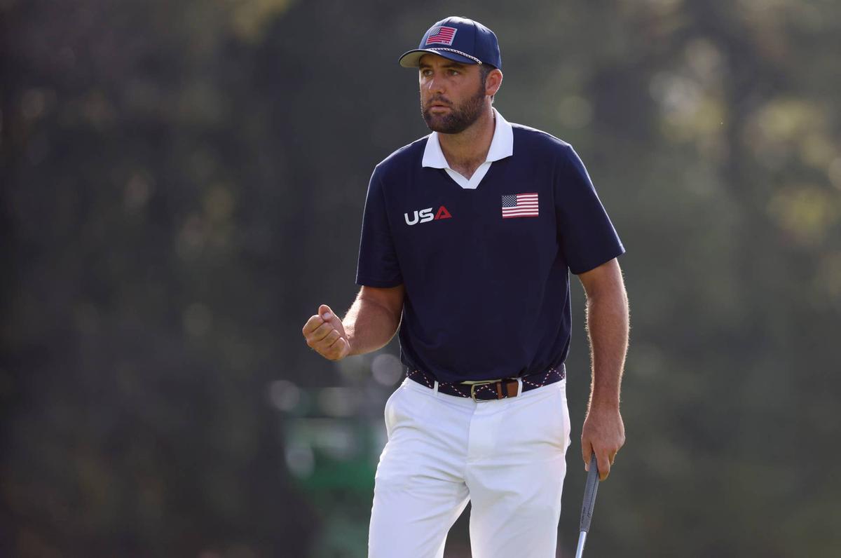  Team USA's Scottie Scheffler celebrates after making a putt on the 10th hole during the penultimate day of competition for the Ryder Cup at Bethpage Black on Sept. 27, 2025. Peter Casey-Imagn Images