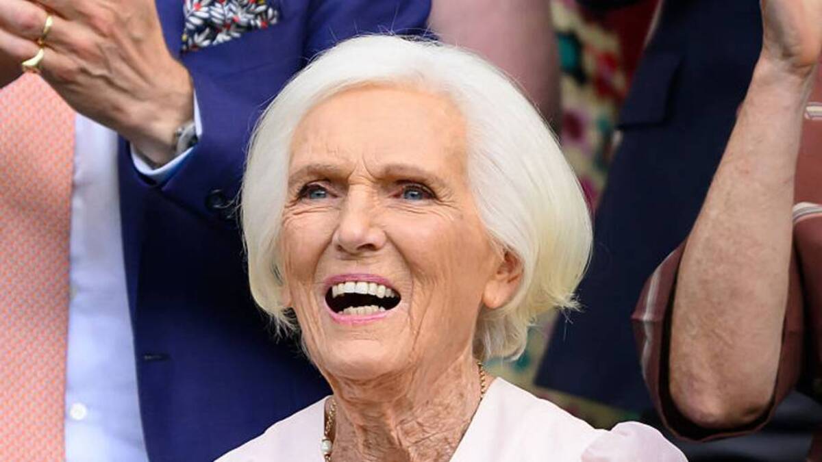  The former "Great British Bake Off" host was in the crowd on day one. | Karwai Tang/WireImage 