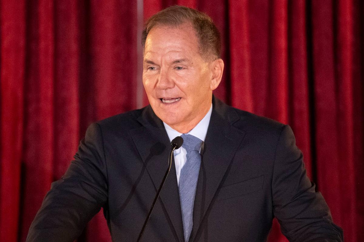  Paul Tudor Jones has made a bet on the stock market. 