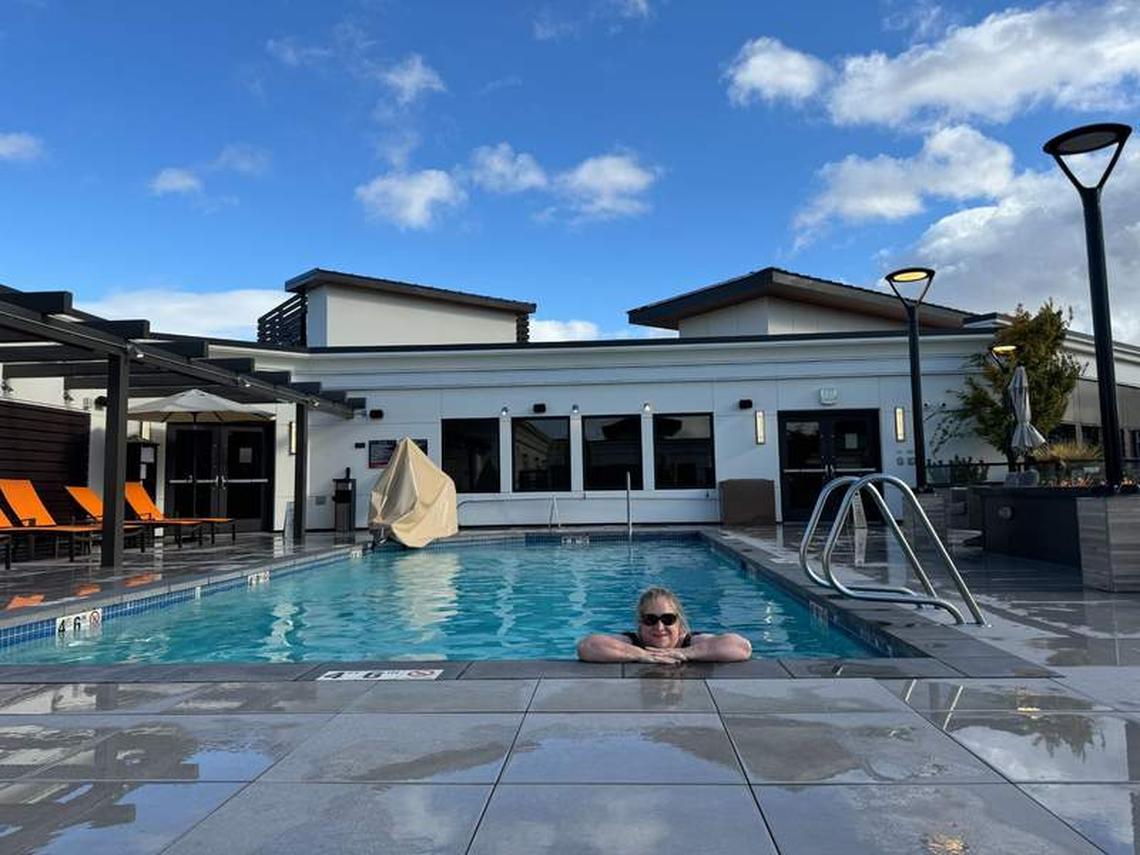  The gorgeous rooftop pool at the Silvercloud Tacoma at Point Ruston Waterfront. Photo credit: Peggy Cleveland 