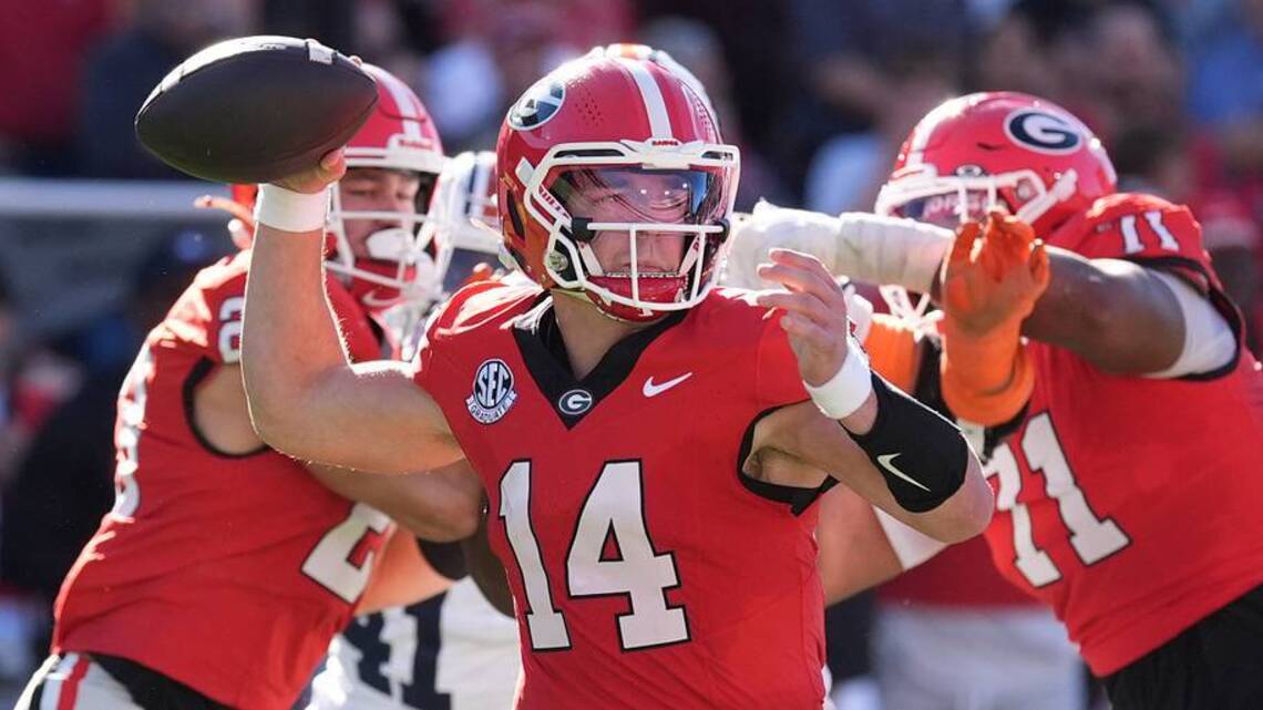 Gators HC Jon Sumrall Gives First Impression of No. 3 Georgia Bulldogs