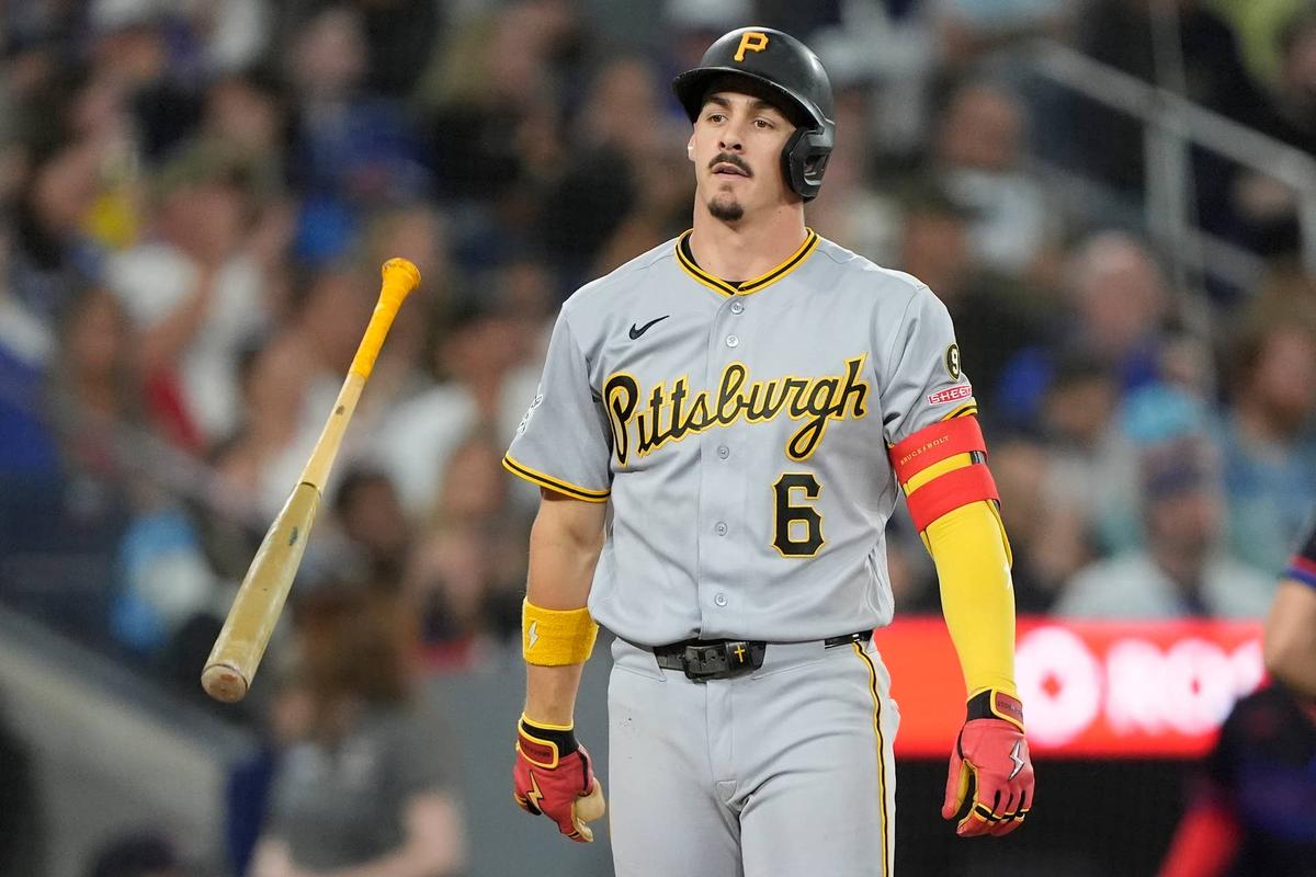  Pittsburgh Pirates shortstop Konnor Griffin (6) against the Toronto Blue Jays. © John E. Sokolowski-Imagn Images