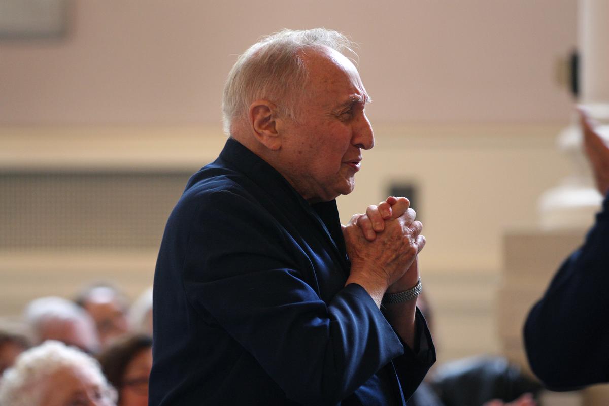 FILE -- Composer Seymour Bernstein at All Souls Church in New York, May 7, 2017. Bernstein, an acclaimed pianist who struggled to overcome a stage fright so severe that he cut short his performing career and shifting into teaching and composing, died on Thursday, April 30, 2026, in Damariscotta, Maine. He was 99. (Hiroyuki Ito/The New York Times)