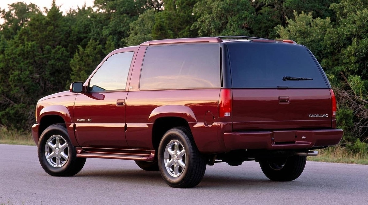  1999 Cadillac Escalade SWB Concept Cole Attisha/Gemini 3 Pro