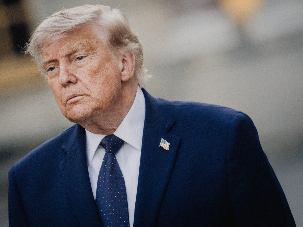  President Donald Trump arrives for a dinner with French President Emmanuel Macron in Versailles, France, on June 17, 2026. 