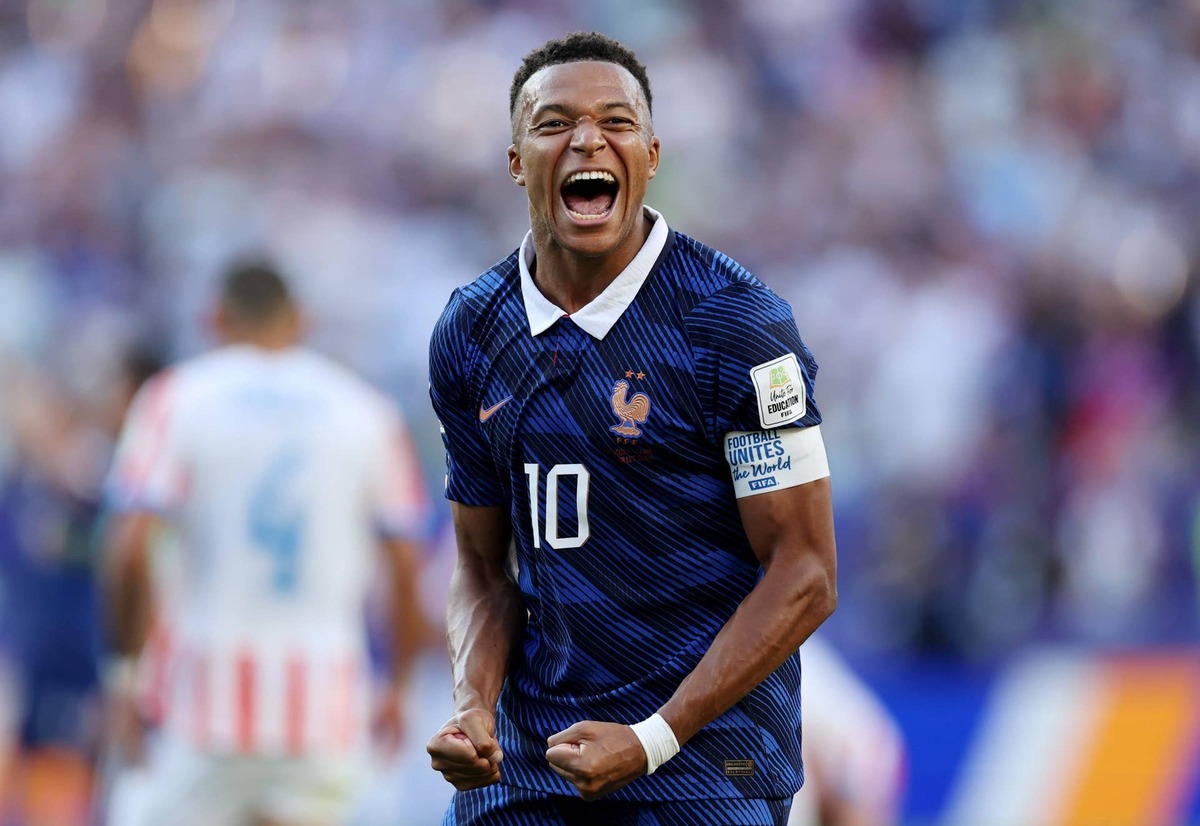  Kylian Mbappe celebrates the team's 1-0 victory in the FIFA World Cup 2026 Round of 16 match between Paraguay and France at Philadelphia Stadium on July 04, 2026 in Philadelphia, Pennsylvania. (Photo by Buda Mendes/Getty Images) Photo by Buda Mendes/Getty Images
